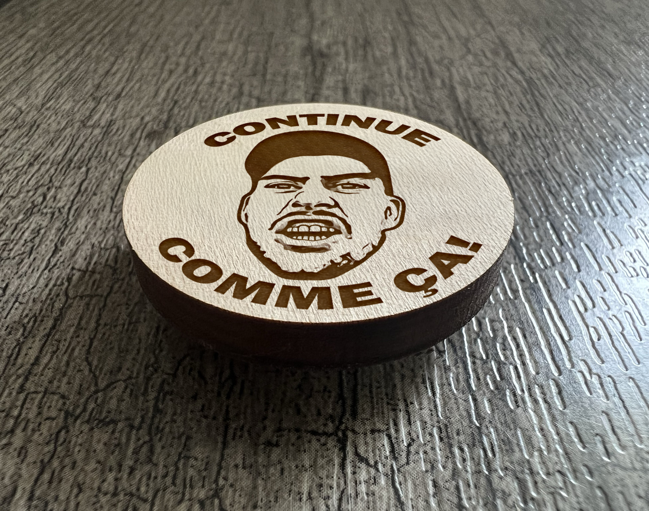 Un Aimant "Continue comme ça"