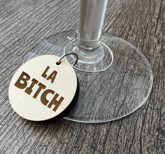 Un identificateur à coupe de vin "La Bitch"