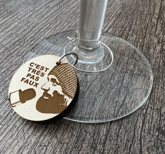 Un identificateur à coupe de vin "C'est très pas faux"