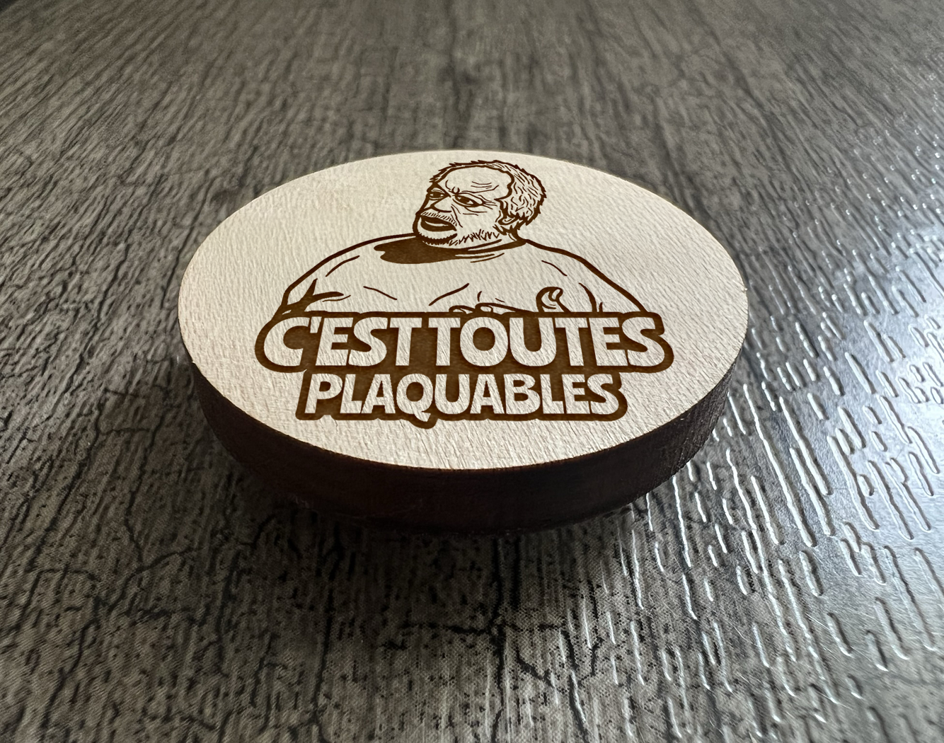 Un Aimant "C'est toutes plaquables"