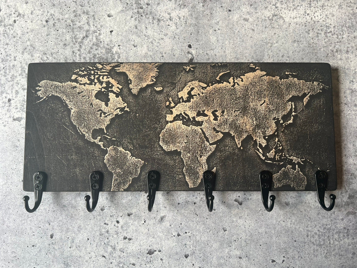 Porte-clés mural en bois - Terre (Map Monde)