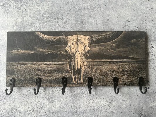 Porte-clés mural en bois (Crâne taureau)