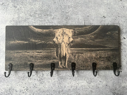 Porte-clés mural en bois (Crâne taureau)