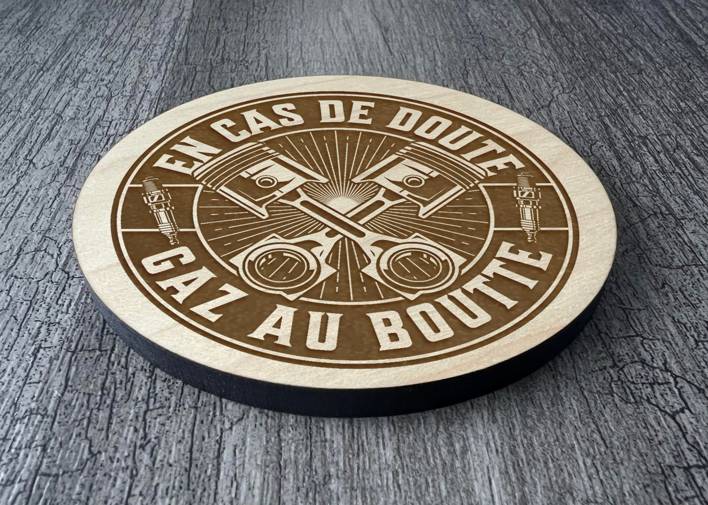 Un Sous-verres "En cas de doute gaz au boutte"